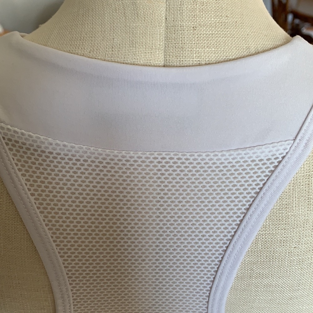 Lija White Tank Top, Size Medium - Picture 8 of 9